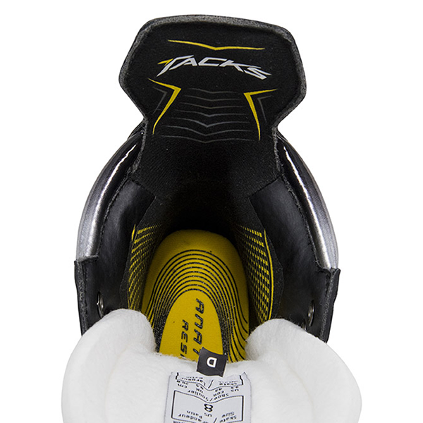 CCM Tacks Vector Plus Ice Skates - SENIOR